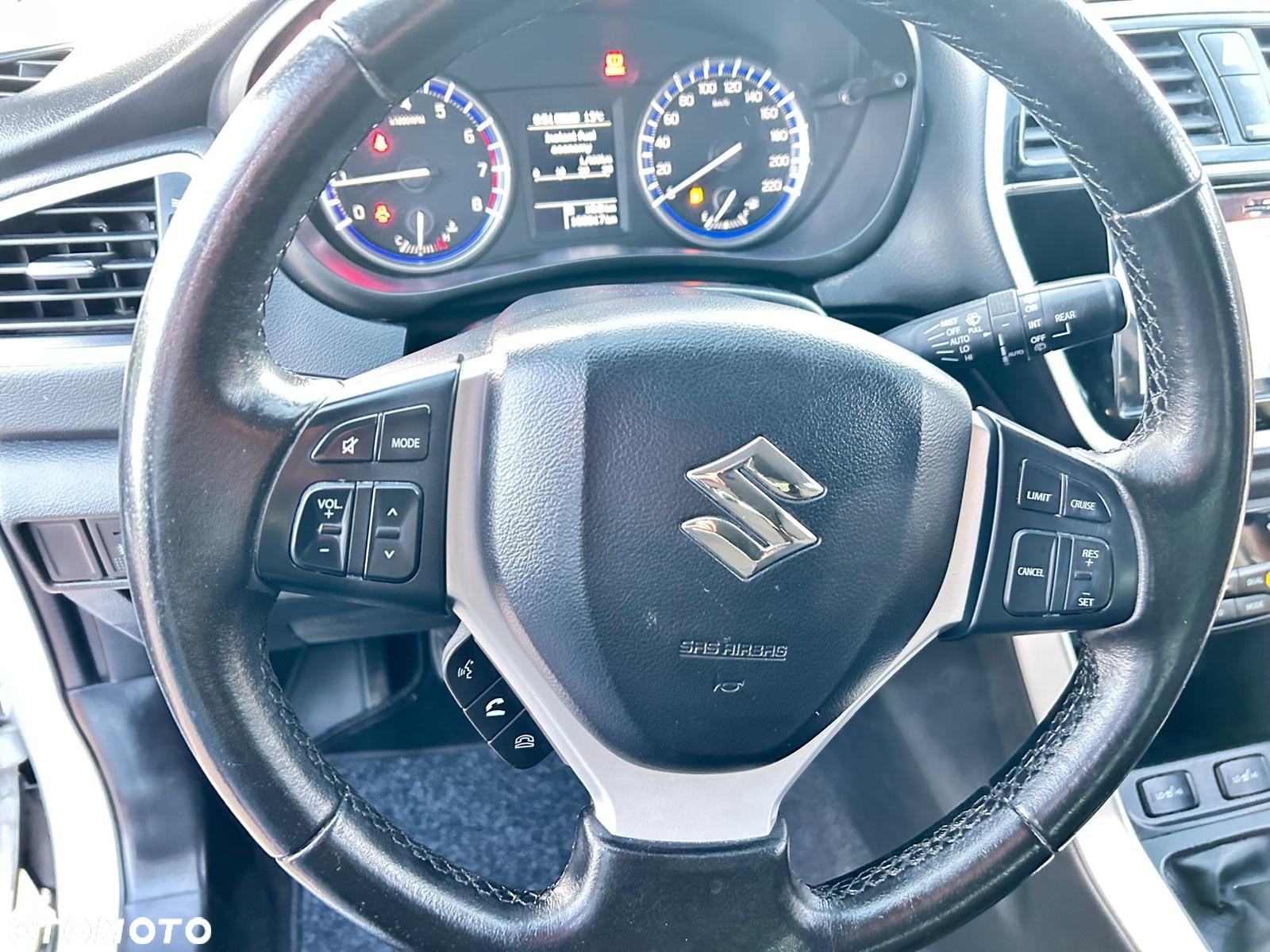 Suzuki SX4 - 15