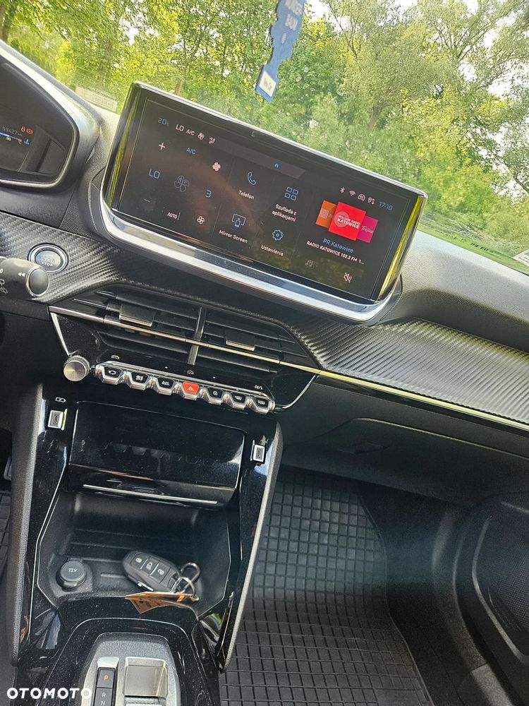 Peugeot 2008 PureTech 130 EAT8 Allure - 12