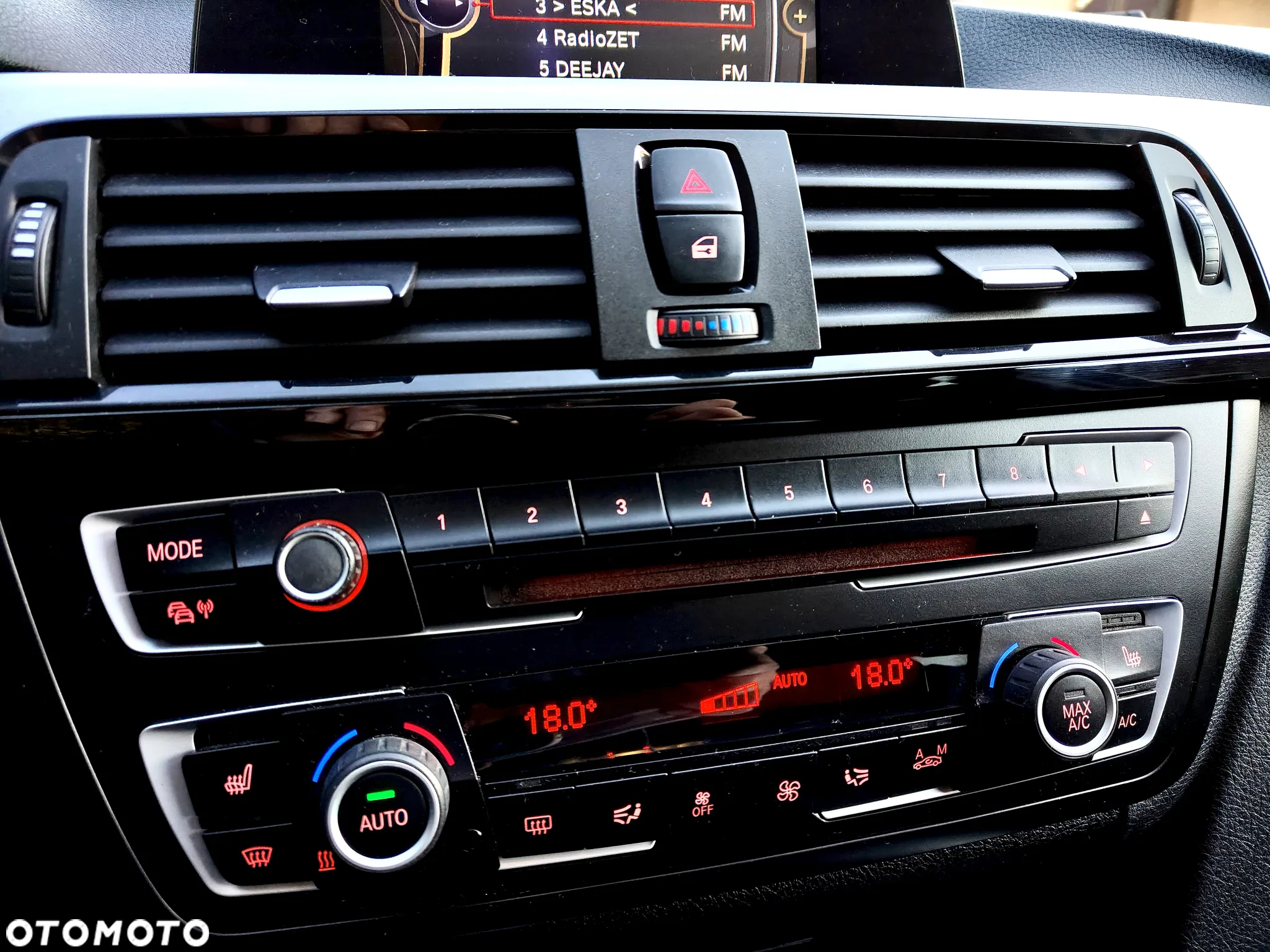BMW Seria 3 320d Touring xDrive Sport Line - 11
