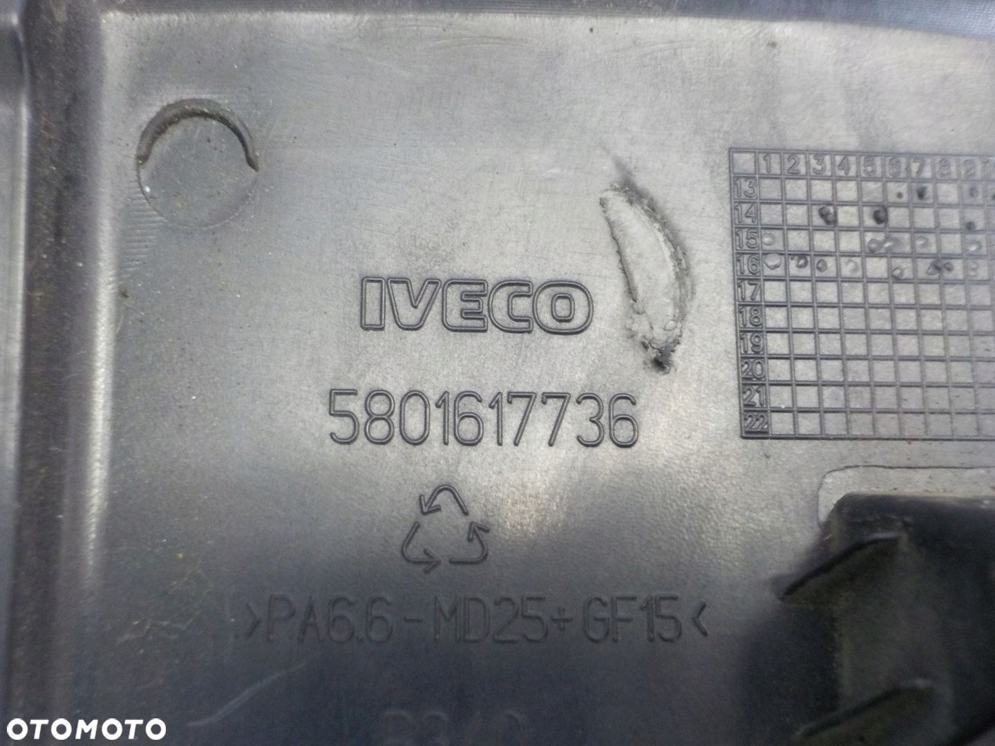 IVECO DAILY VI 3.0 POKRYWA SILNIKA - 3