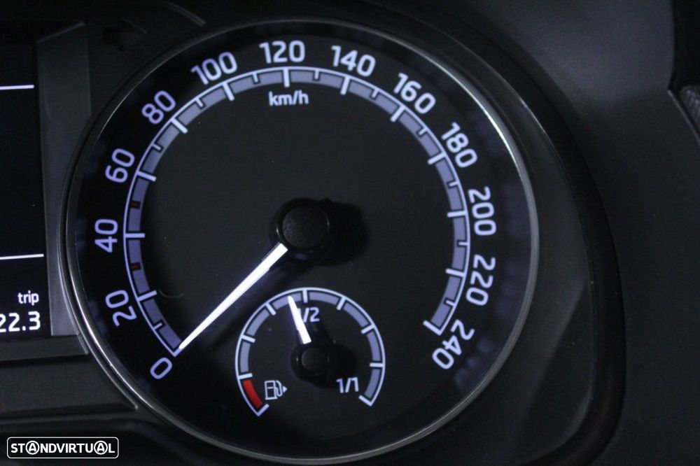 Skoda Fabia Break 1.0 TSI Ambition - 27