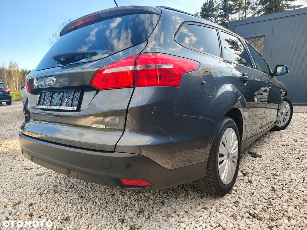 Ford Focus - 11