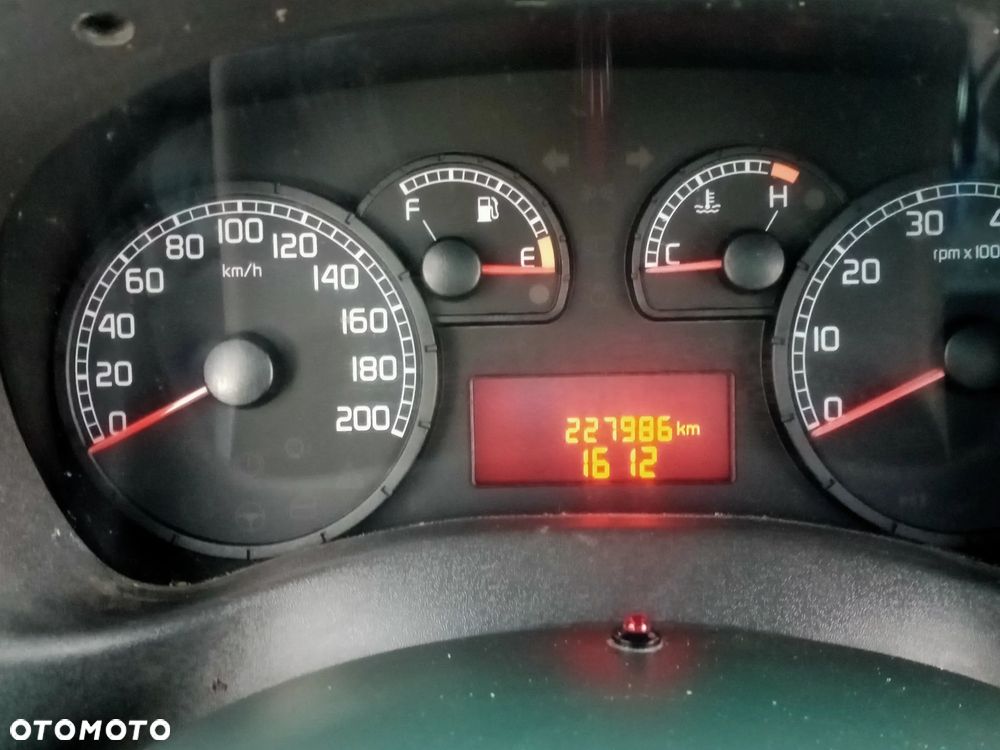 Fiat Doblo - 19