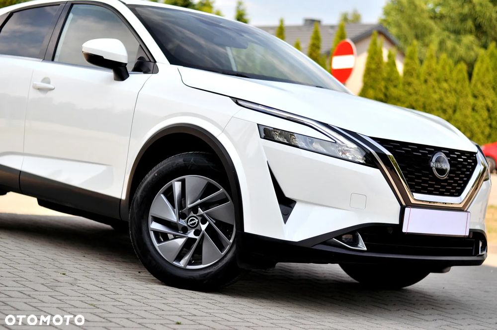 Nissan Qashqai 1.3 DIG-T N-Connecta DCT - 8
