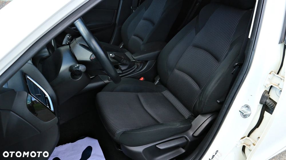 Mazda 3 2.0 Skyenergy - 38