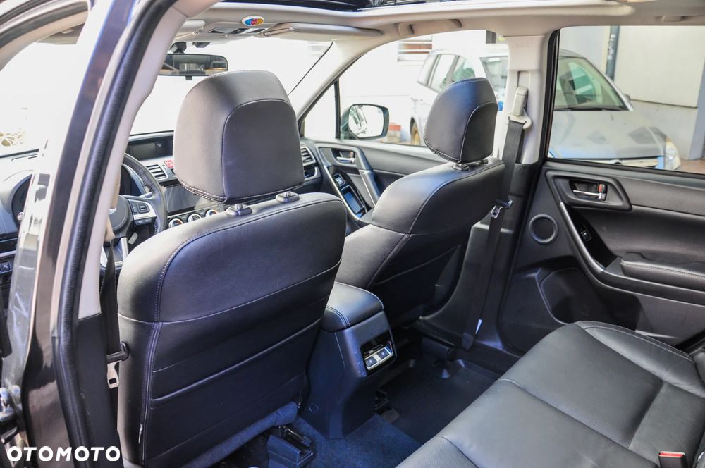 Subaru Forester 2.0 XT Platinum Lineartronic - 15