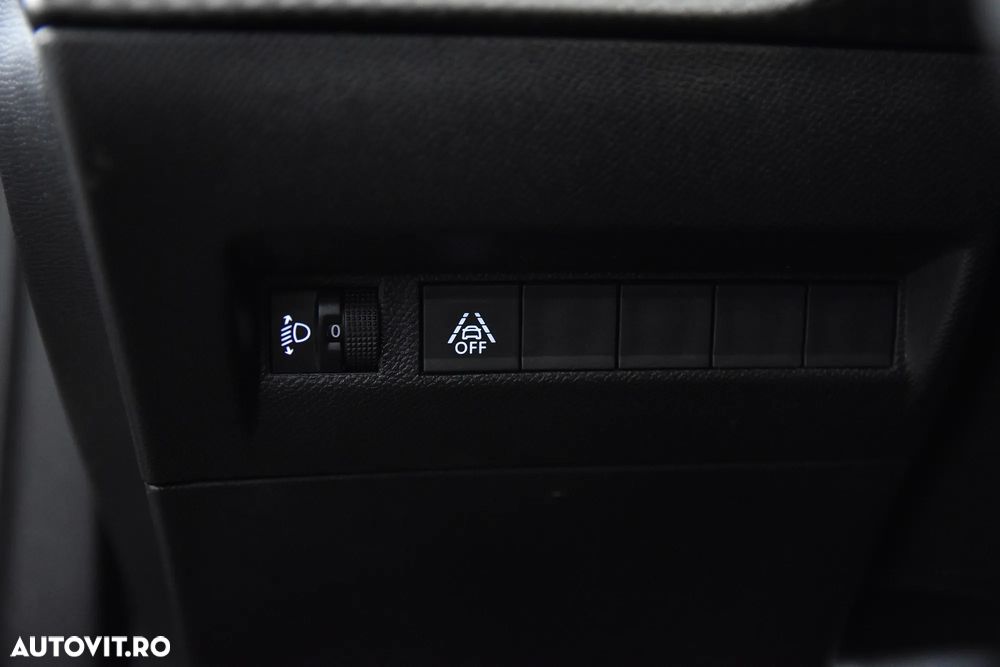 Peugeot 2008 - 16