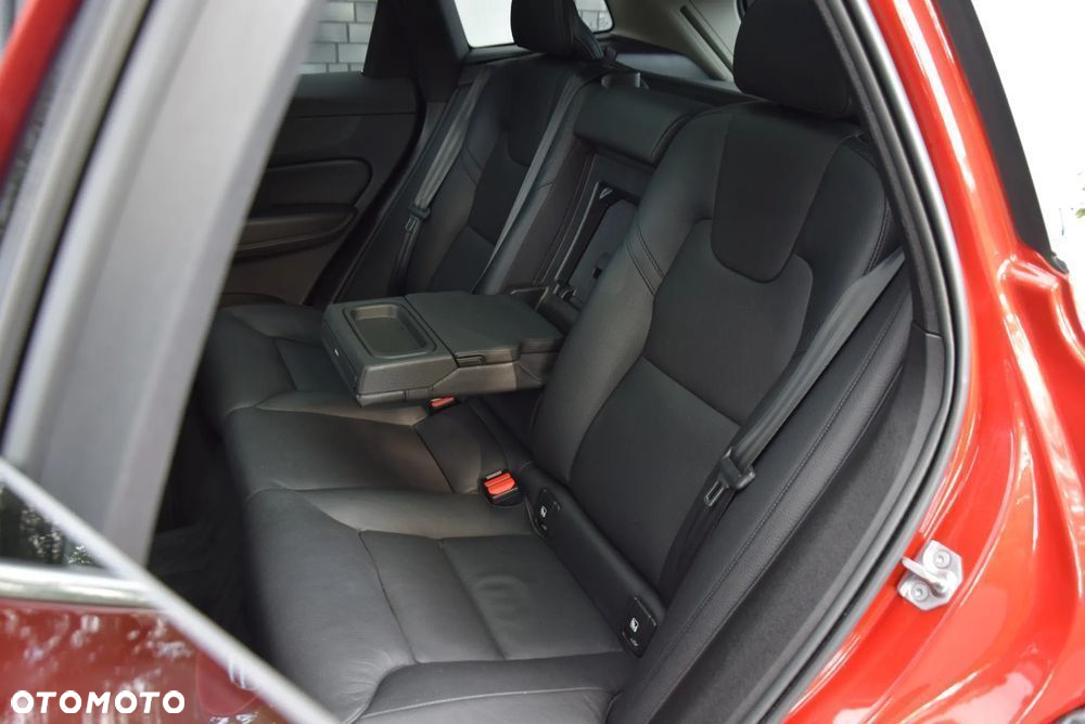 Volvo XC 60 B4 D Geartronic Inscription - 27