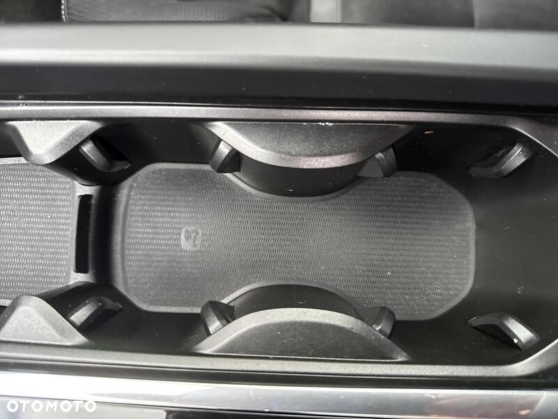 Volvo XC 60 D4 SCR R-Design - 17