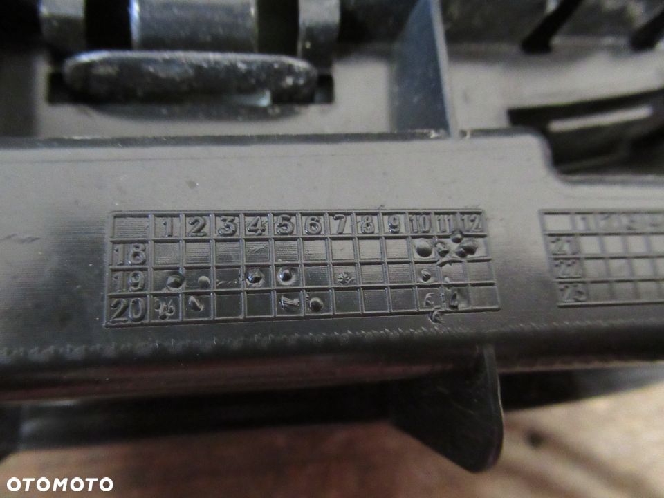 GRILL GRIL ATRAPA SEAT LEON IV 4 2020- - 17