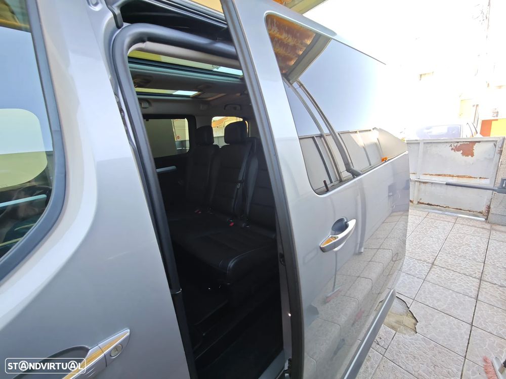 Peugeot e-Traveller L3 (50kWh) Business VIP - 15