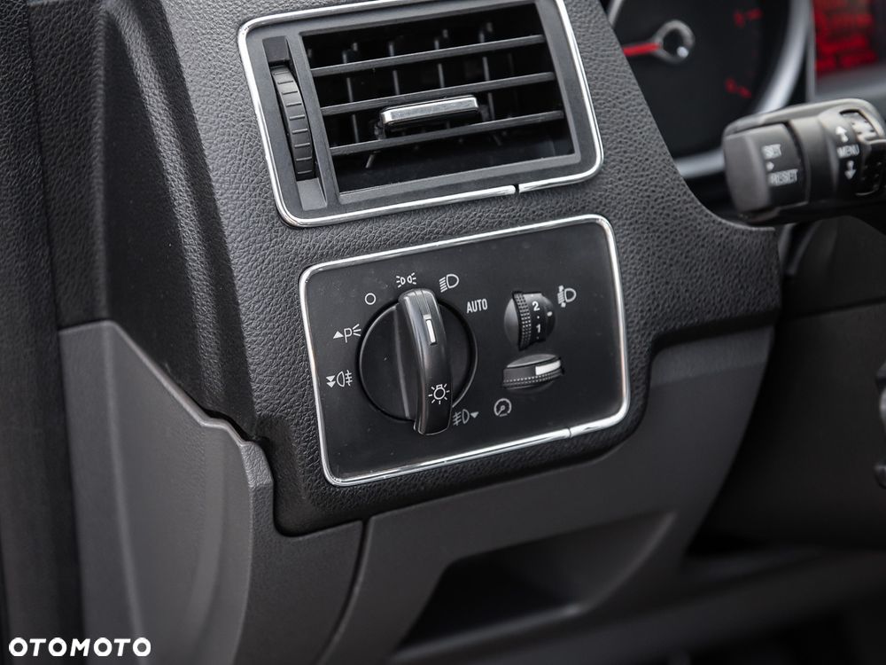 Ford Kuga - 22