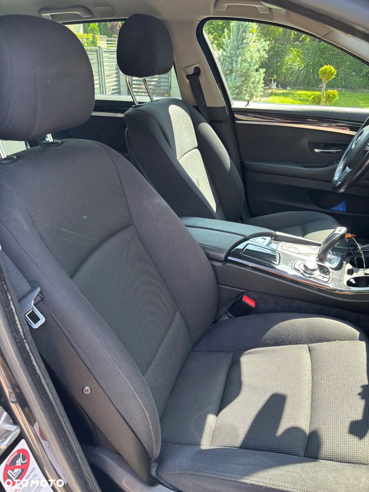 BMW Seria 5 520d xDrive Luxury Line - 6