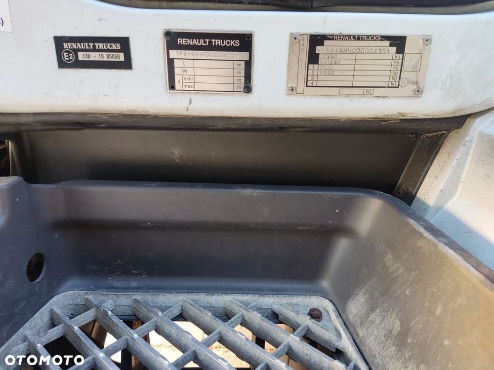 Renault DXI 270 koni, chłodnia, 18 dmc ,agregat , długość 7.2  15 palet - 6