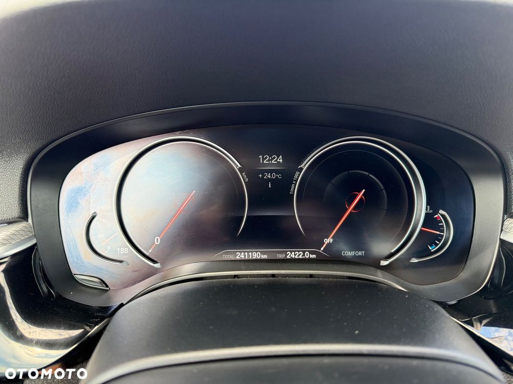 BMW Seria 5 - 11
