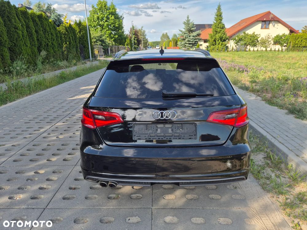 Audi A3 Sportback - 12
