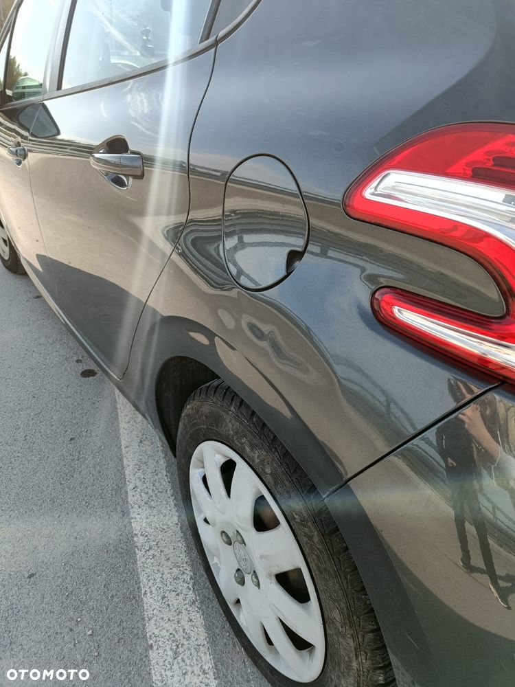 Peugeot 208 1.6 e-HDi Active STT - 9