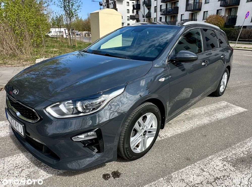 Kia Ceed 1.6 CRDi mHEV M - 11