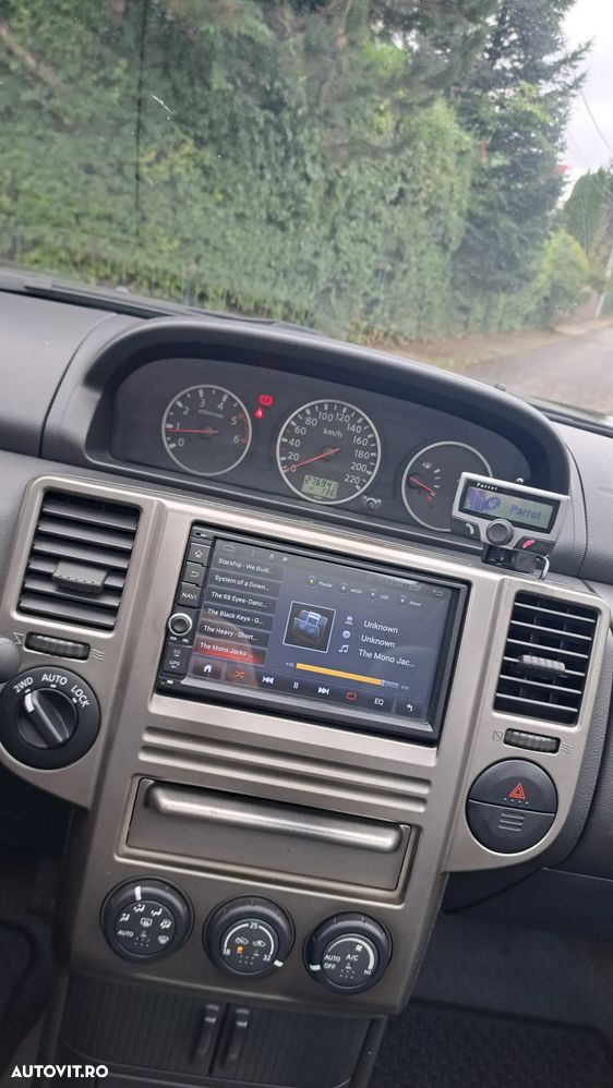 Nissan X-Trail 2.2 dCi Elegance - 12