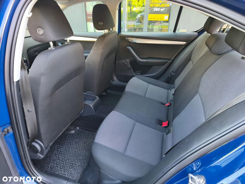 Skoda Octavia 1.6 TDI Active - 10
