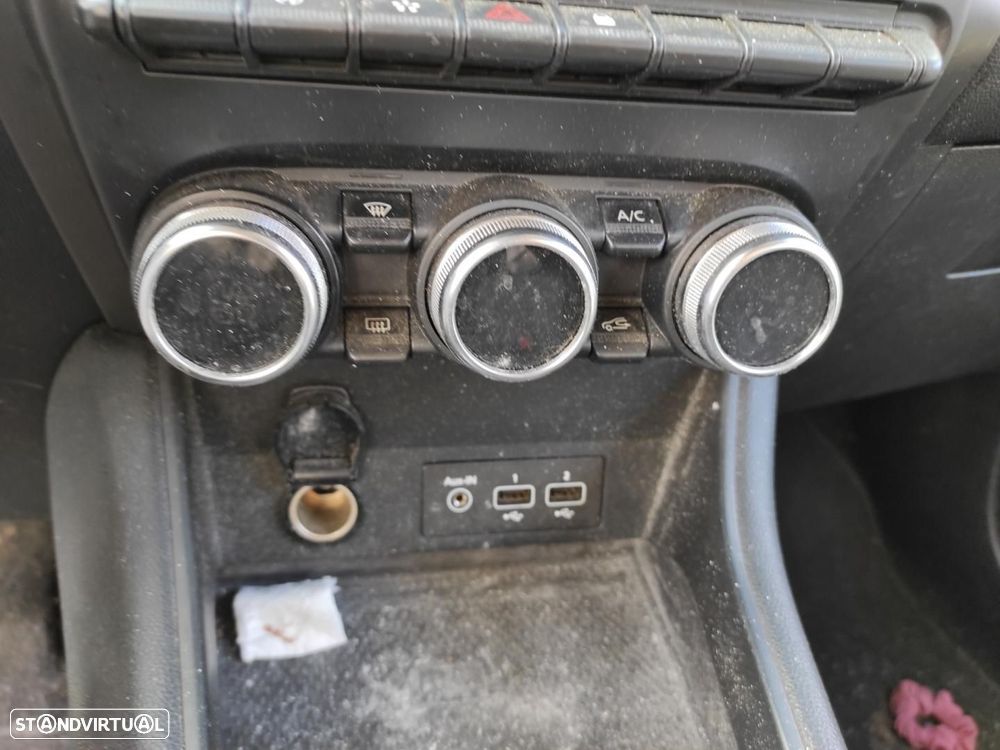 COMANDO CLIMATIZADOR RENAULT CAPTUR II - 1