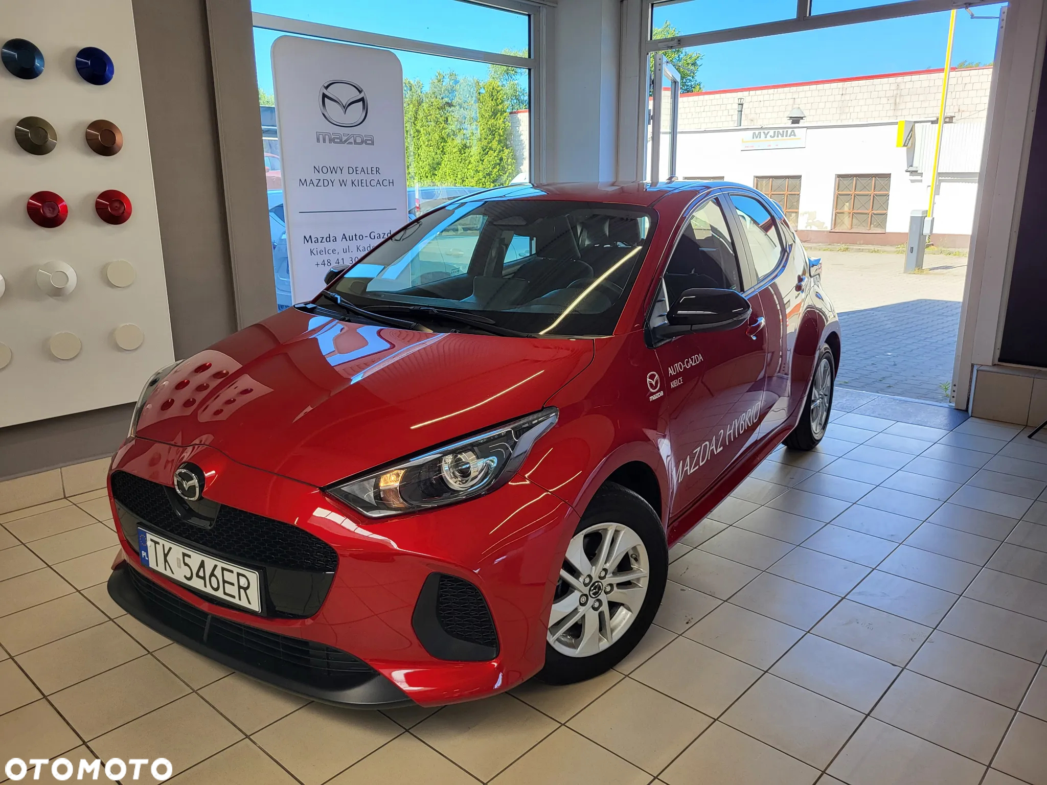 Mazda 2 Hybrid - 2