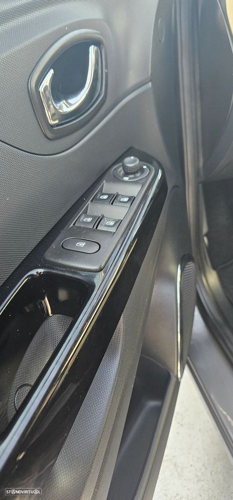 Renault Captur 1.5 dCi Exclusive EDC - 12