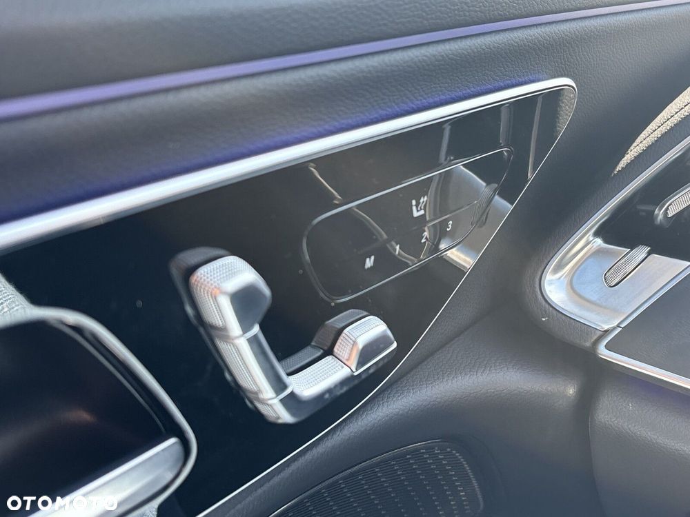 Mercedes-Benz Klasa E - 19