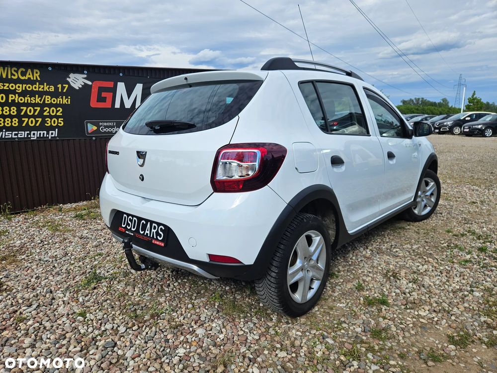 Dacia Sandero TCe 90 Celebration - 11