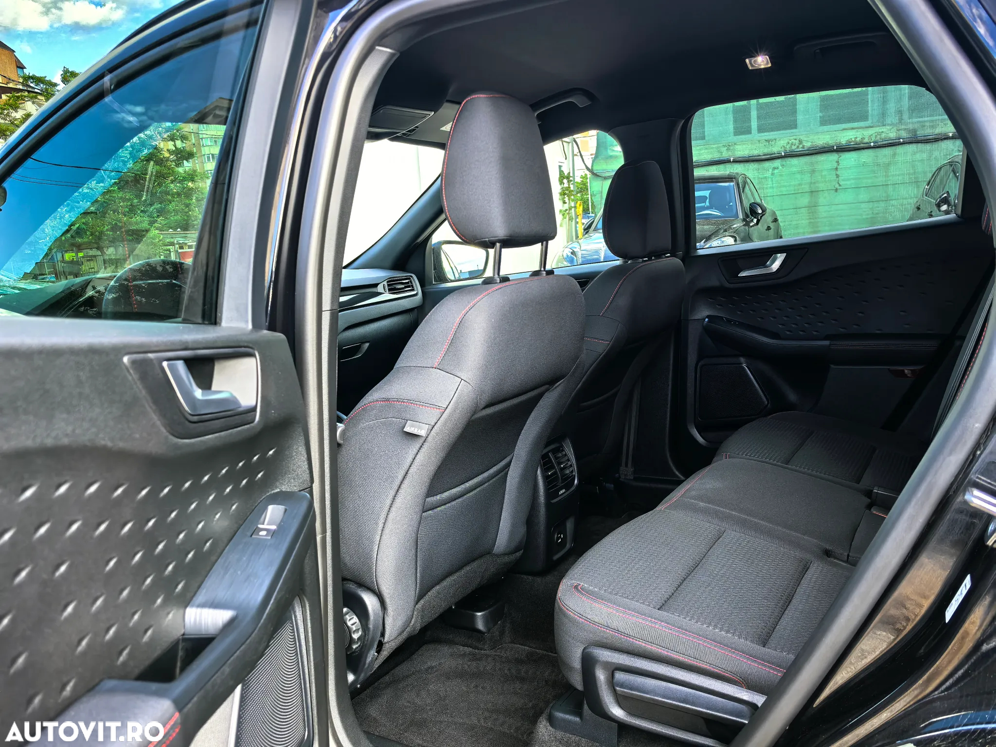 Ford Kuga 2.0 EcoBlue 4x4 Aut. ST-LINE - 16