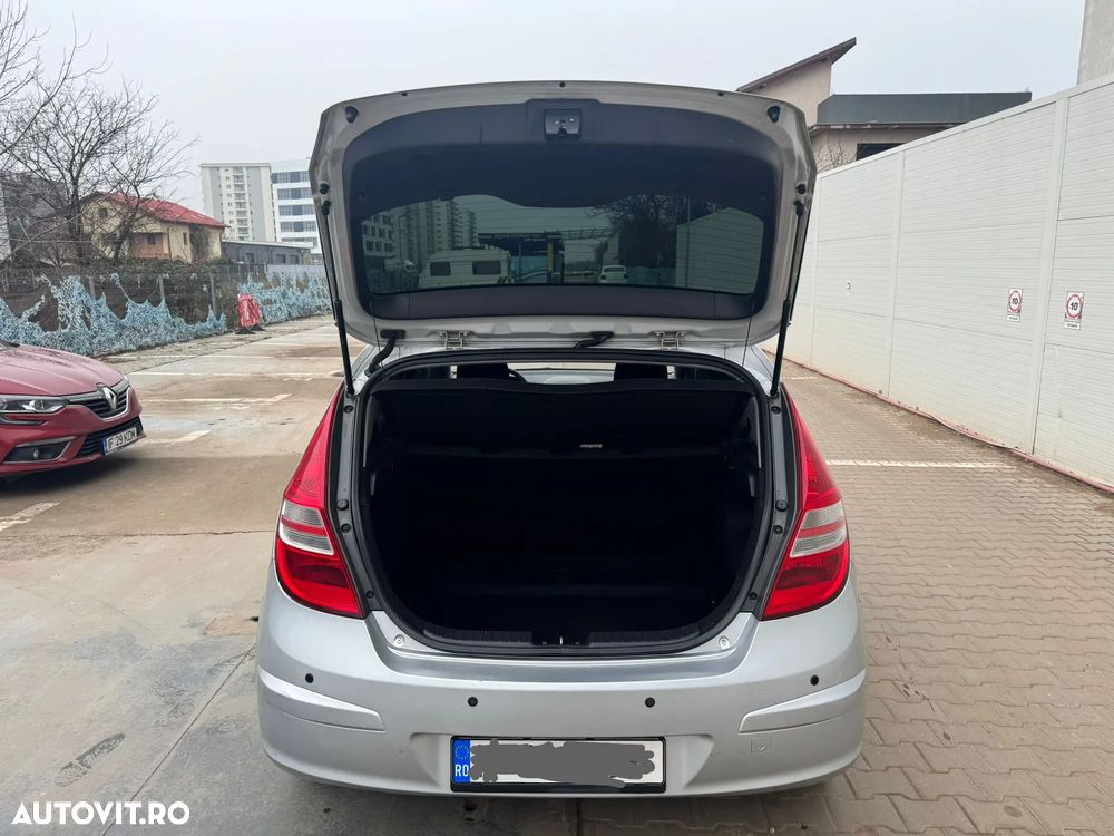 Hyundai i30 1.4 DOHC GL CLASSIC - 5