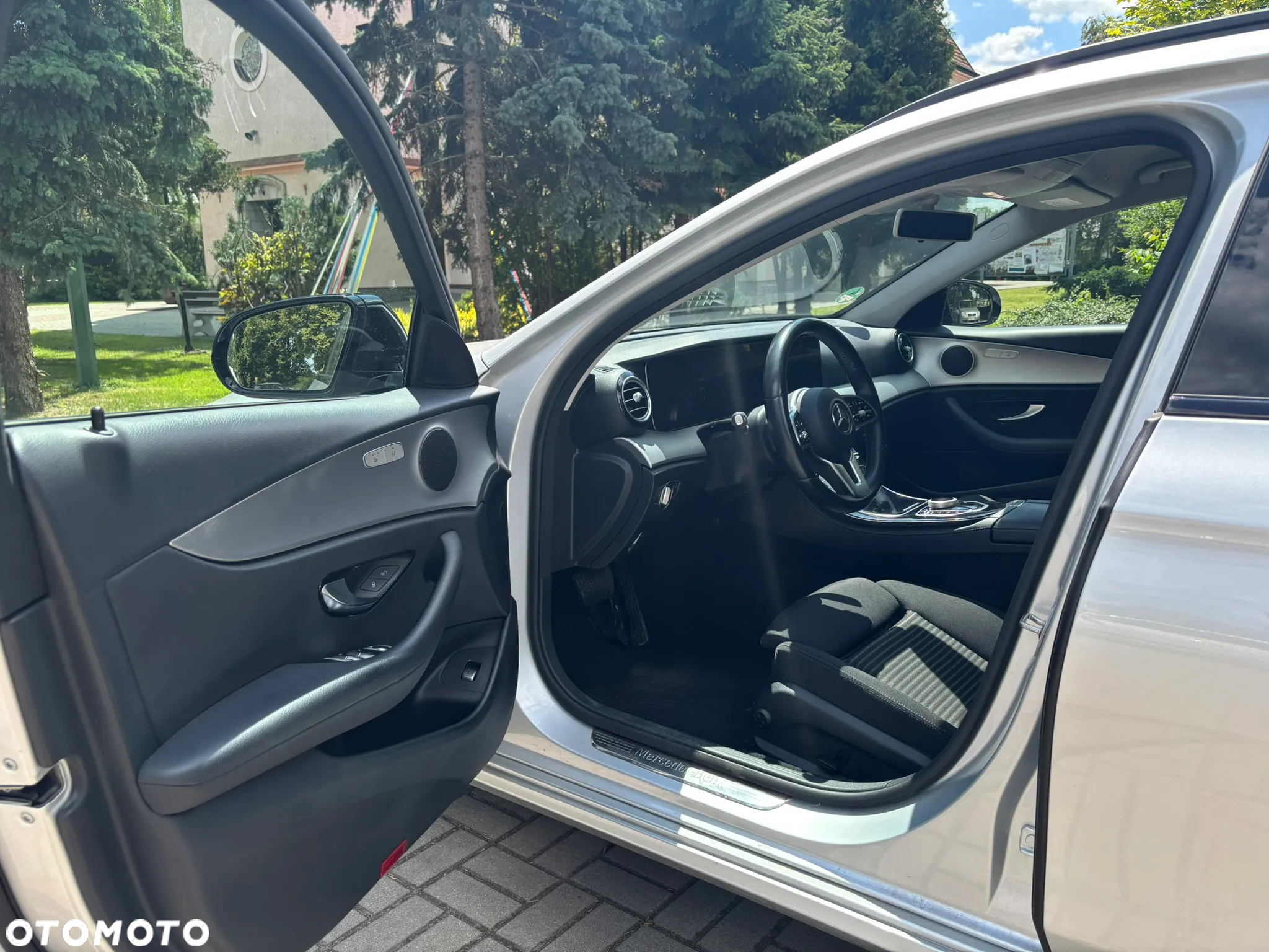 Mercedes-Benz Klasa E 220 d 9G-TRONIC - 6