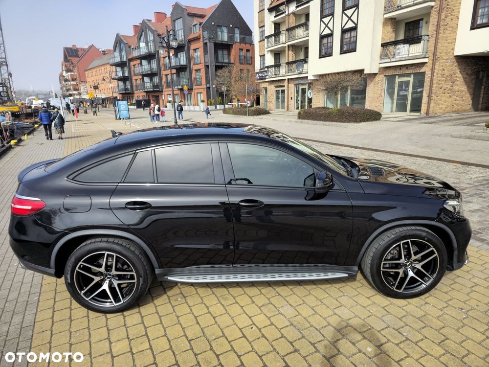 Mercedes-Benz GLE - 4