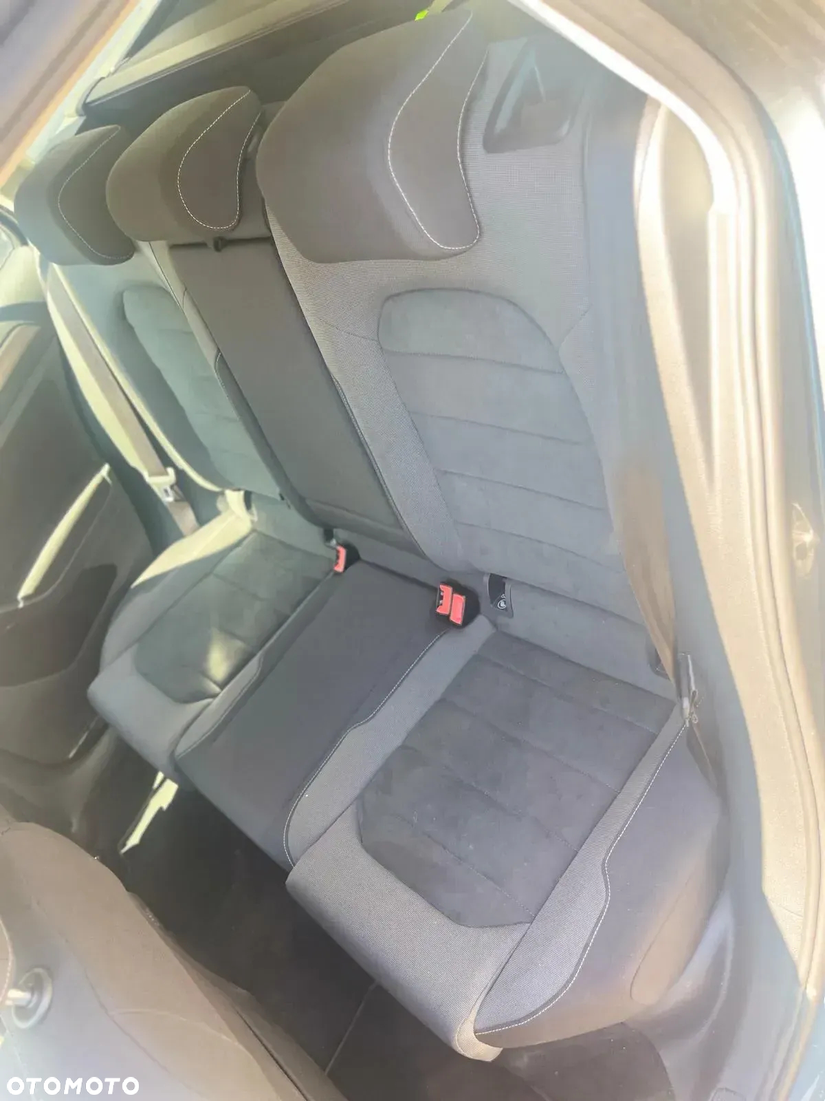 Volkswagen Golf 1.6 TDI SCR Comfortline - 16