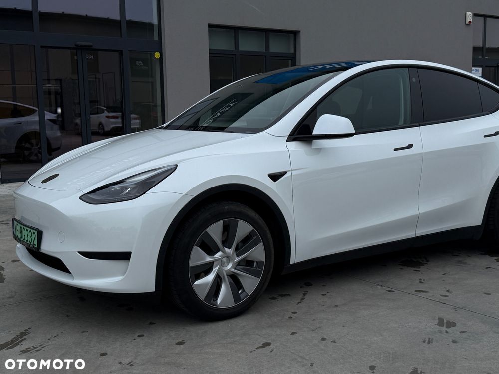 Tesla Model Y RWD - 11
