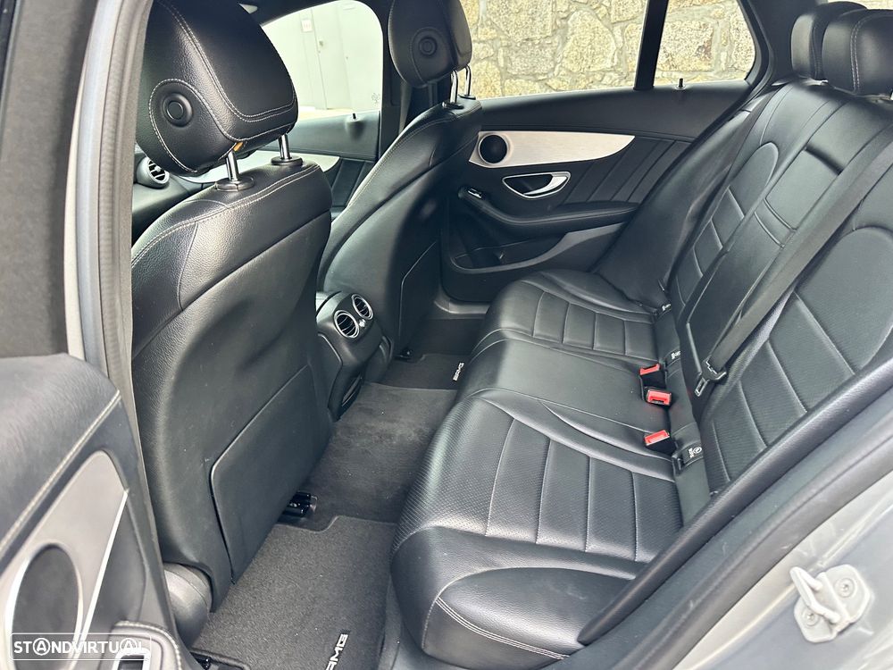 Mercedes-Benz C 220 d AMG Line - 38