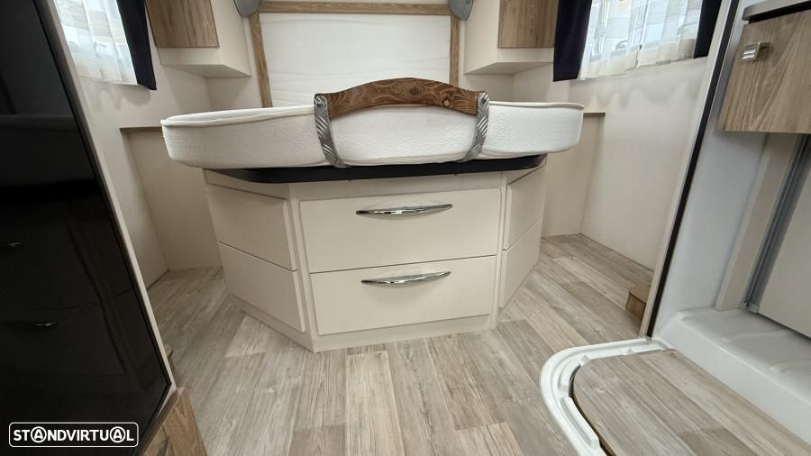 Bavaria T 650 Louis Vuitton c.central 6,5m - 13