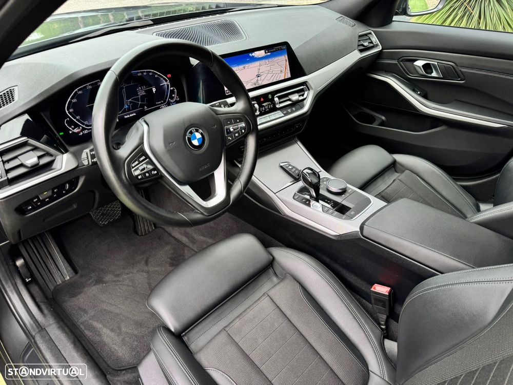 BMW 320 e Touring Auto - 2