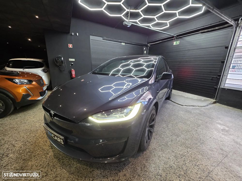 Tesla Model X Plaid AWD - 1