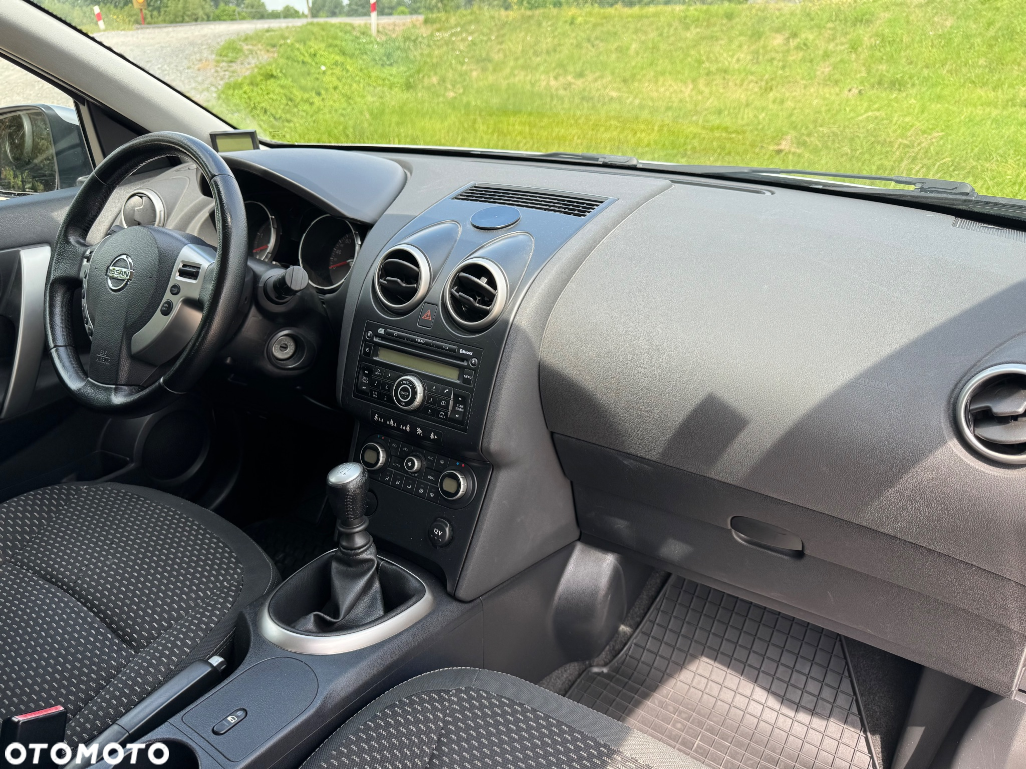 Nissan Qashqai 1.5 dCi N-Connecta - 26