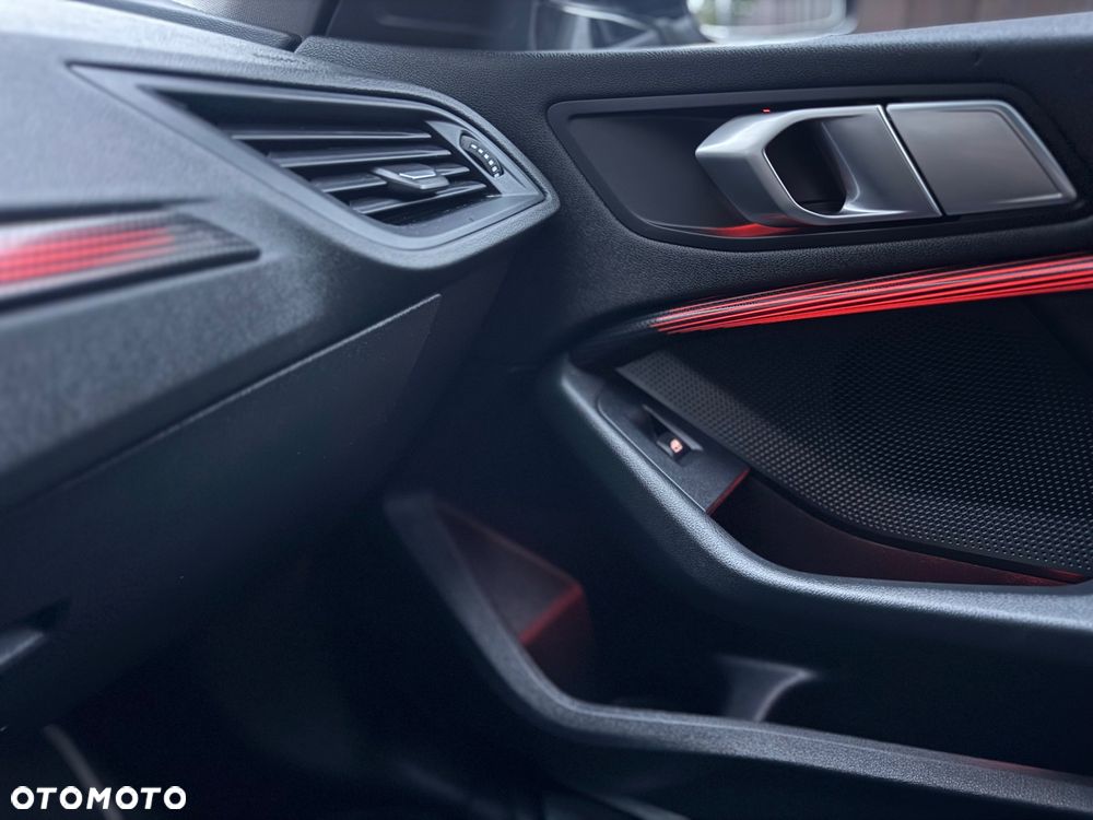 BMW Seria 1 118d Sport Line Shadow - 24