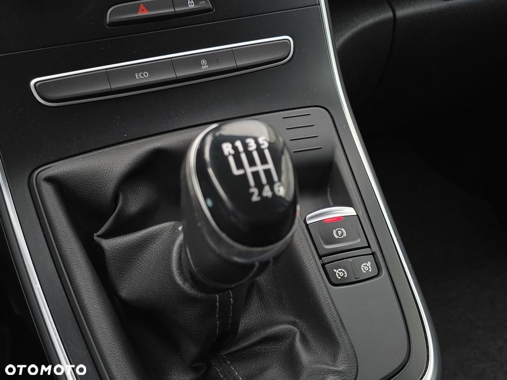 Renault Scenic 1.7 Blue dCi Zen - 22