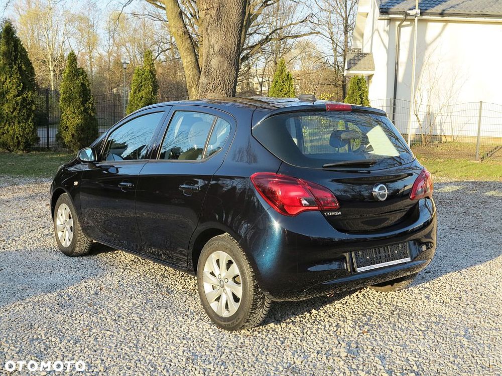 Opel Corsa 1.2 16V Essentia - 5