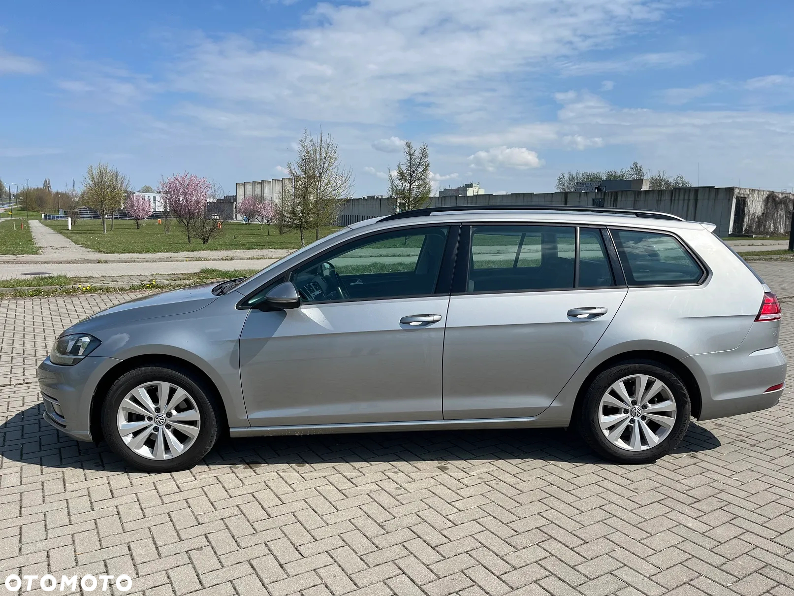 Volkswagen Golf VII 1.6 TDI BMT Comfortline - 3