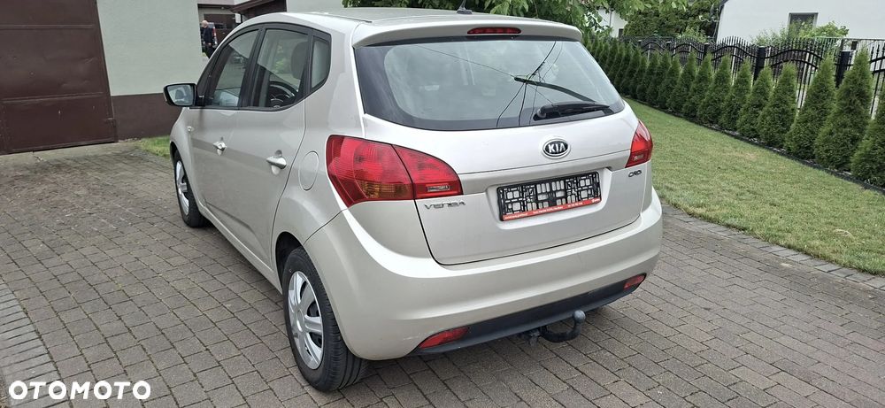 Kia Venga 1.4 CRDi 90 Attract - 22