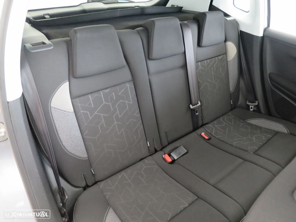 Peugeot 2008 1.2 PureTech Style - 20