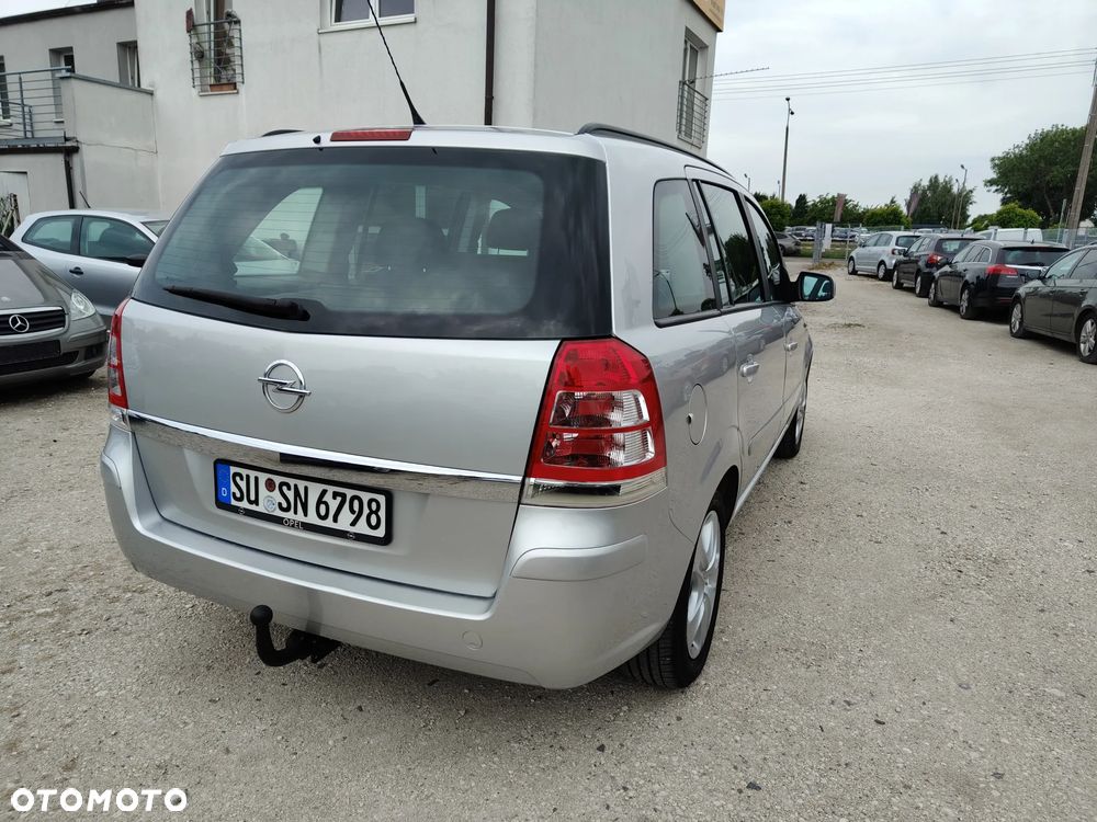 Opel Zafira - 6