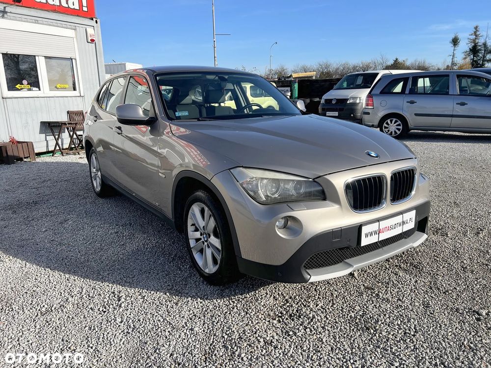 BMW X1 xDrive18d - 9