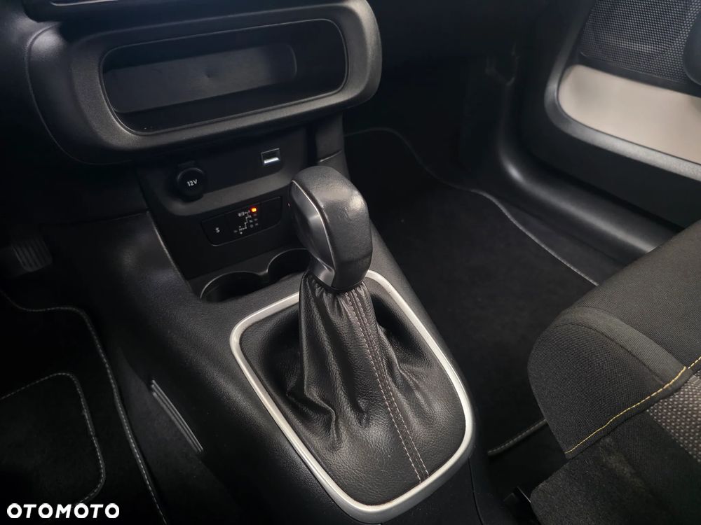Citroën C3 Pure Tech 110 S&S EAT6 SHINE - 26