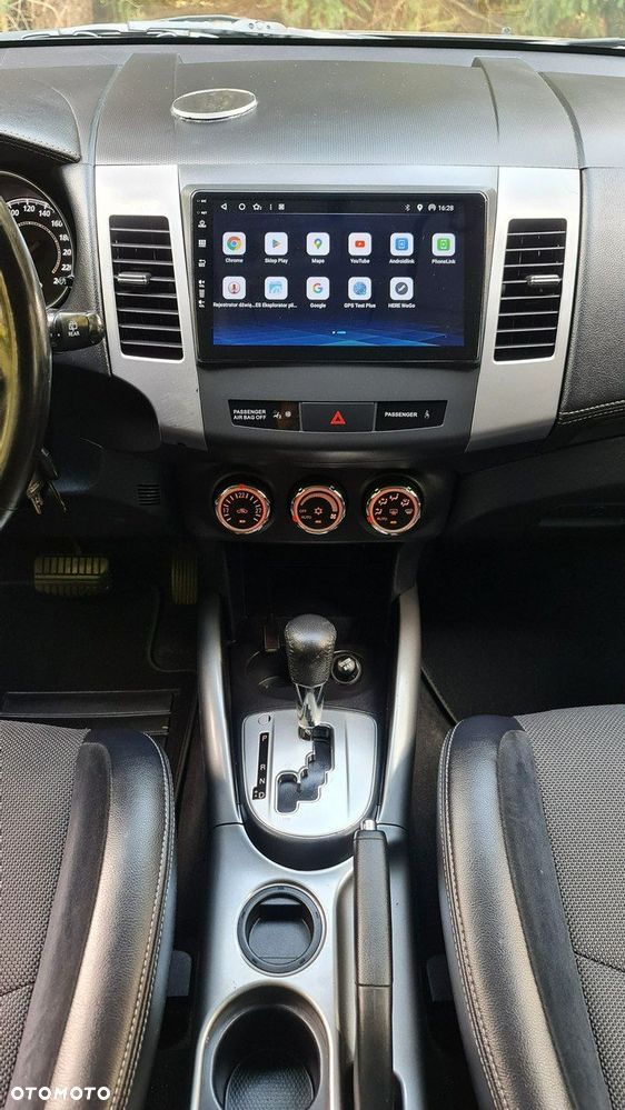 Mitsubishi Outlander - 20